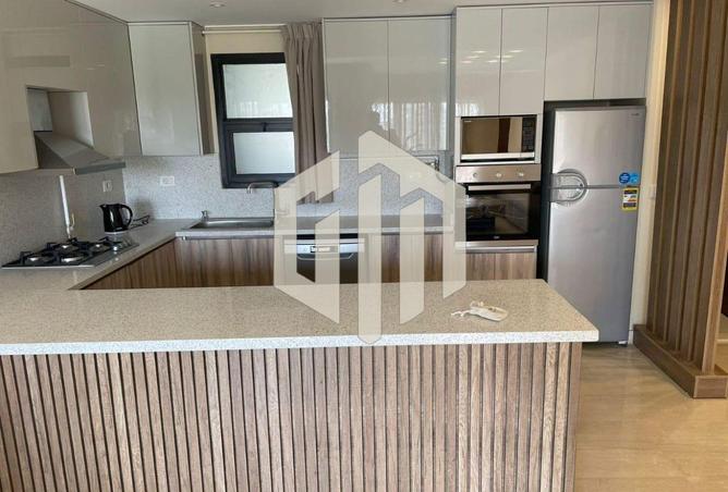 98832779 - Property Image 3