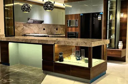 Apartment - 3 Bedrooms - 3 Bathrooms for sale in Lake View Residence - 5th Settlement Compounds - The 5th Settlement - New Cairo City - Cairo