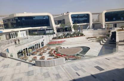 محل تجاري - استوديو - 1 حمام للايجار في سنترادا بلازا - ميدان جهينة - مدينة 6 أكتوبر - الجيزة