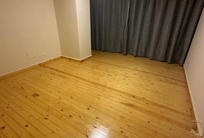 69823518 - صورة العقار 3