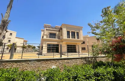 Villa - 4 Bedrooms - 5 Bathrooms for sale in Privado - Madinaty - Cairo