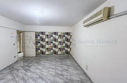 Apartment - 2 Bedrooms - 1 Bathroom for rent in 14th of May Bridge - Smouha - Hay Sharq - Alexandria
