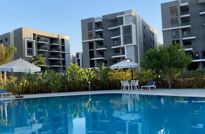 Apartment - 3 Bedrooms - 3 Bathrooms for sale in Sun Capital - Fayoum Desert road - 6 October City - Giza