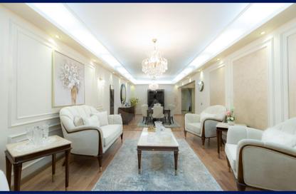Apartment - 2 Bedrooms - 1 Bathroom for sale in Al Sagh Mohamed Abd Al Salam St. - Sidi Beshr - Hay Awal El Montazah - Alexandria