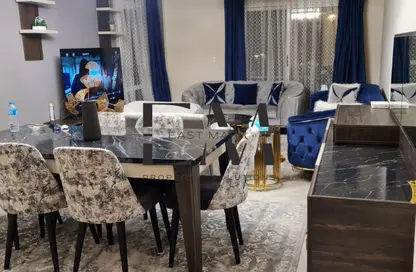 شقة - 3 غرف نوم - 2 حمامات للايجار في حى القرنفل - التجمع الخامس - مدينة القاهرة الجديدة - القاهرة