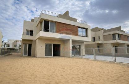 Villa - 4 Bedrooms - 5 Bathrooms for sale in The Crown - Cairo Alexandria Desert Road - 6 October City - Giza