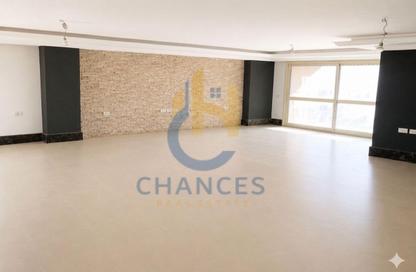 Apartment - 3 Bedrooms - 3 Bathrooms for sale in Tijan - Zahraa El Maadi - Hay El Maadi - Cairo