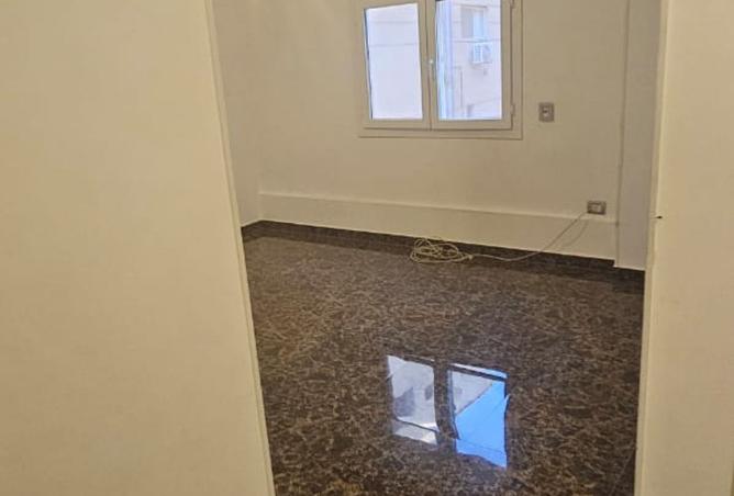 8602440 - Property Image 2