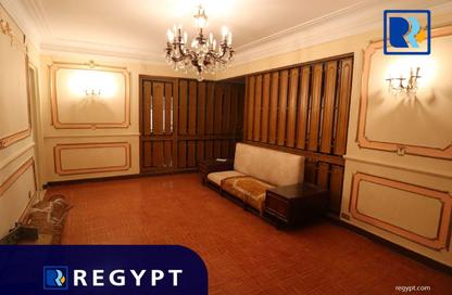 شقة - 4 غرف نوم - 2 حمامات للايجار في شارع بهجت علي (ابن النبيه) - الزمالك - القاهرة