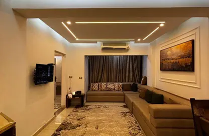 Apartment - 2 Bedrooms - 1 Bathroom for sale in Tabarak - Zahraa El Maadi - Hay El Maadi - Cairo