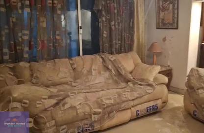 Apartment - 2 Bedrooms - 2 Bathrooms for sale in Hussein Sedki Bath - Maadi - Hay El Maadi - Cairo