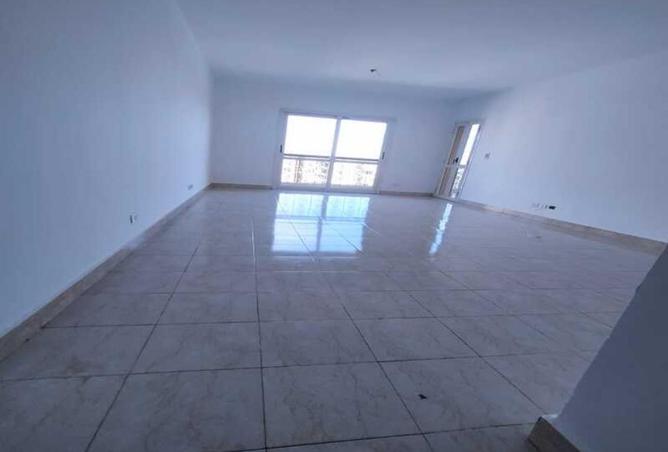 8592797 - Property Image 2