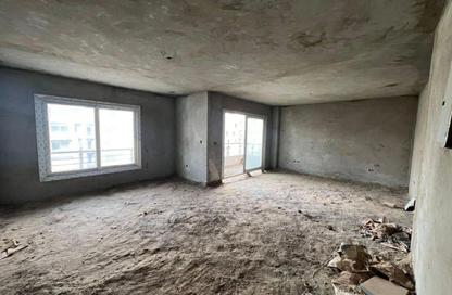 Apartment - 3 Bedrooms - 3 Bathrooms for sale in Cairo University Compound - Sheikh Zayed Compounds - Sheikh Zayed City - Giza