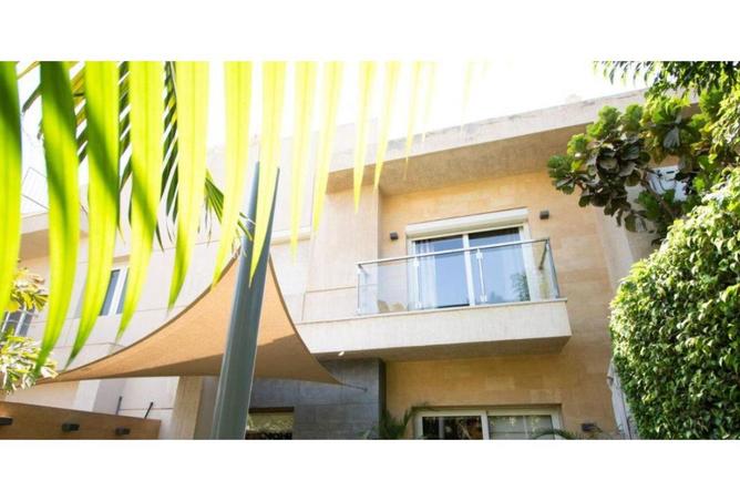 8701687 - Property Image 3