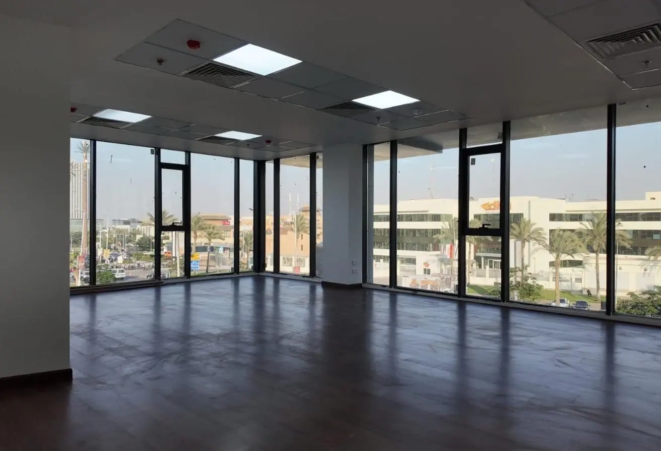 98013073 - Property Main Image