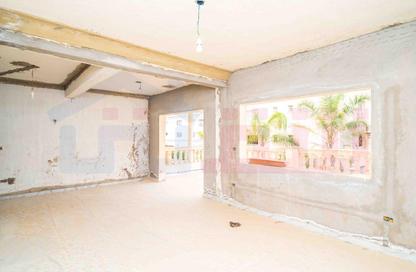 Villa - 6 Bedrooms - 4 Bathrooms for sale in King Mariout - Hay Al Amereyah - Alexandria