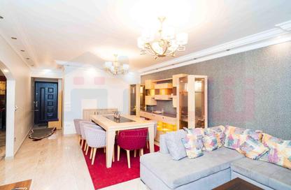 Apartment - 2 Bedrooms - 1 Bathroom for sale in Fleming - Hay Sharq - Alexandria