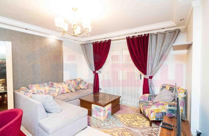 Apartment - 2 Bedrooms - 1 Bathroom for sale in Fleming - Hay Sharq - Alexandria