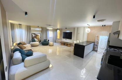 Apartment - 3 Bedrooms - 3 Bathrooms for sale in Al Mesaha St. - Dokki - Giza