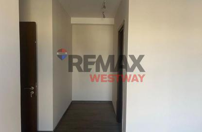 Apartment - 2 Bedrooms - 2 Bathrooms for rent in Park Side Residence - Zed Towers - Sheikh Zayed Compounds - Sheikh Zayed City - Giza