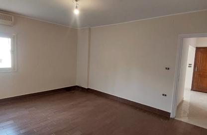 Apartment - 3 Bedrooms - 2 Bathrooms for rent in Street 218 - Degla - Hay El Maadi - Cairo