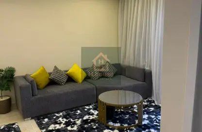 شقة - 2 غرف نوم - 1 حمام للايجار في B12 - مدينتي - القاهرة