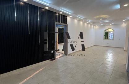 Office Space - Studio - 2 Bathrooms for rent in Musab Bin Omair St. - Area E - Ganoob El Acadimia - New Cairo City - Cairo