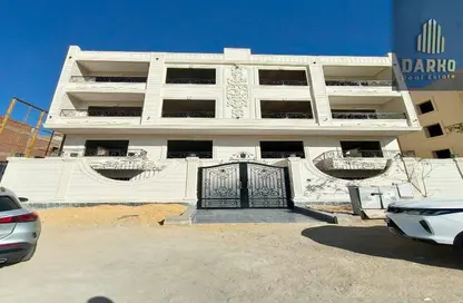 Apartment - 3 Bedrooms - 3 Bathrooms for sale in Al Nabatat St. - West Somid - 6 October City - Giza