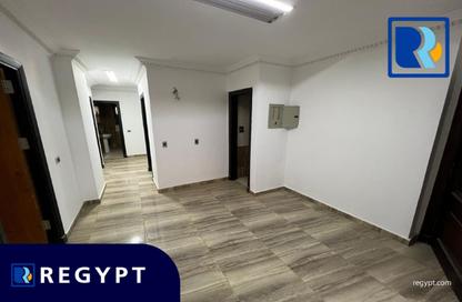 Office Space - Studio - 2 Bathrooms for rent in Zahraa Al Maadi St. - Degla - Hay El Maadi - Cairo