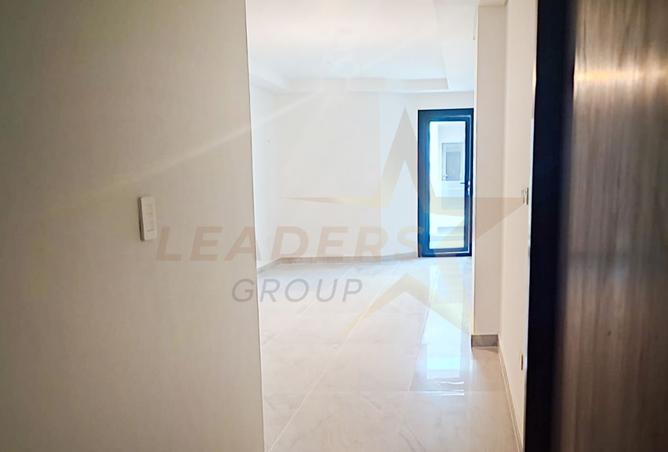 105739389 - Property Image 2