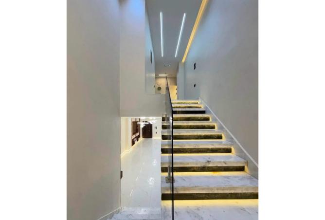104880701 - Property Image 3