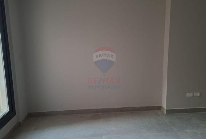 98824756 - Property Image 3