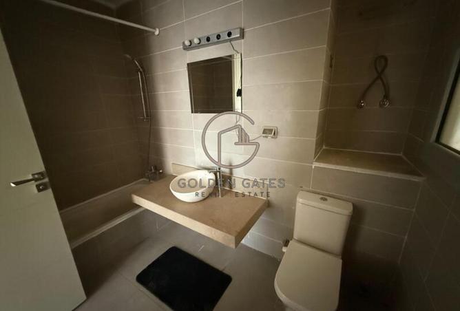 70103841 - صورة العقار 2