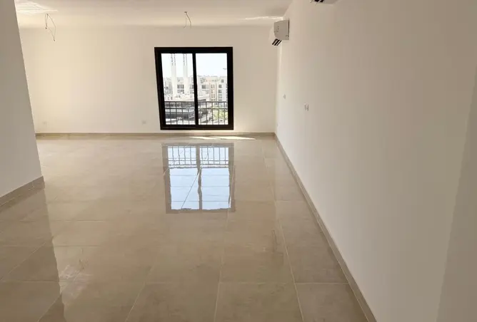 101770460 - Property Image 2