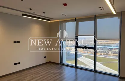 Office Space - 2 Bedrooms - 1 Bathroom for rent in Hyde Park Business District Mall - South Teseen St. - The 5th Settlement - New Cairo City - Cairo