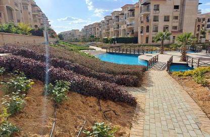 Apartment - 3 Bedrooms - 2 Bathrooms for sale in Stone Residence - 5th Settlement Compounds - The 5th Settlement - New Cairo City - Cairo