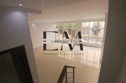 دوبلكس - 3 غرف نوم - 3 حمامات للايجار في حى اسكان الجامعه الامريكية - كمبوندات التجمع الخامس - التجمع الخامس - مدينة القاهرة الجديدة - القاهرة