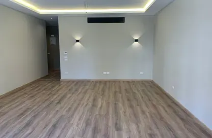 Apartment - 3 Bedrooms - 3 Bathrooms for sale in Green 5 - 6 October Compounds - 6 October City - Giza