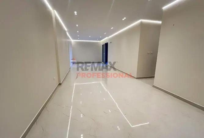 104604071 - Property Image 2