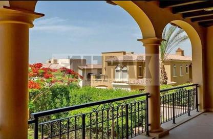 Villa - 6 Bedrooms - 5 Bathrooms for sale in Hyde Park - New Cairo City - Cairo