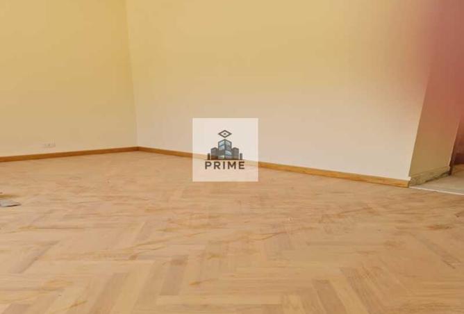 98279604 - Property Image 3