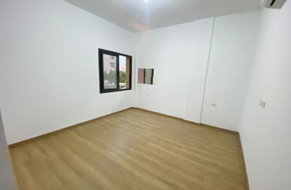 Apartment - 3 - 2 for sale in Fifth Square - The 5th Settlement - New Cairo City - Cairo