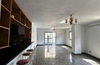 Apartment - 4 Bedrooms - 2 Bathrooms for sale in Al Mesaha St. - Dokki - Giza