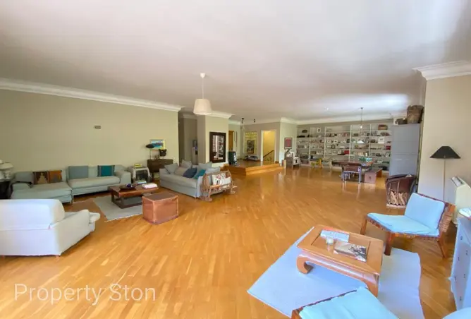 74050207 - Property Image 3