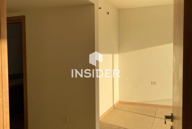 98838250 - Property Image 3