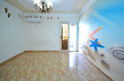 Apartment - 3 Bedrooms - 2 Bathrooms for sale in Zezenia - Hay Sharq - Alexandria