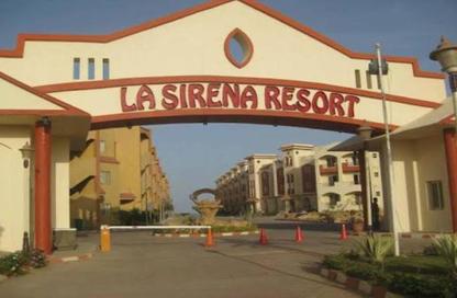 Chalet - 2 Bedrooms - 1 Bathroom for sale in Lasirena Palm Beach - Al Ain Al Sokhna - Suez Chalet - 2 Bedrooms - 1 Bathroom for sale in Lasirena Palm Beach - Al Ain Al Sokhna - Suez