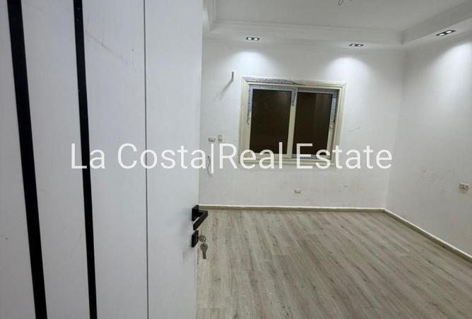 70103442 - صورة العقار 2