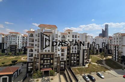 Apartment - 3 Bedrooms - 2 Bathrooms for sale in R3 - New Capital City - Cairo