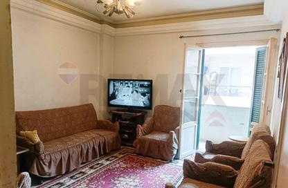 Apartment - 4 Bedrooms - 1 Bathroom for sale in Fahmy Wisa St. - Laurent - Hay Sharq - Alexandria